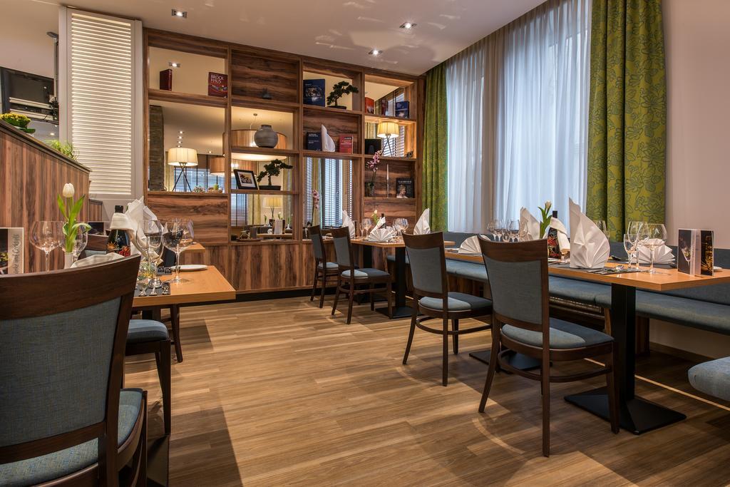 Akzent Hotel Koehler Gießen Екстериор снимка