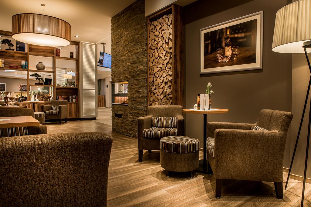 Akzent Hotel Koehler Gießen Екстериор снимка
