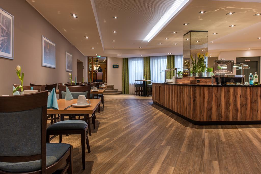 Akzent Hotel Koehler Gießen Екстериор снимка