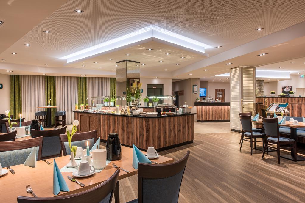 Akzent Hotel Koehler Gießen Екстериор снимка