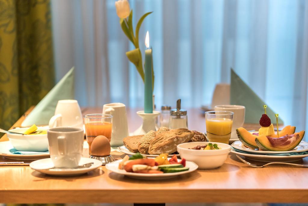 Akzent Hotel Koehler Gießen Екстериор снимка